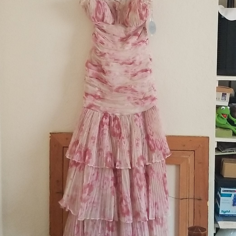 NWT Pearl Georgina Chapman of Marchesa Pink dress